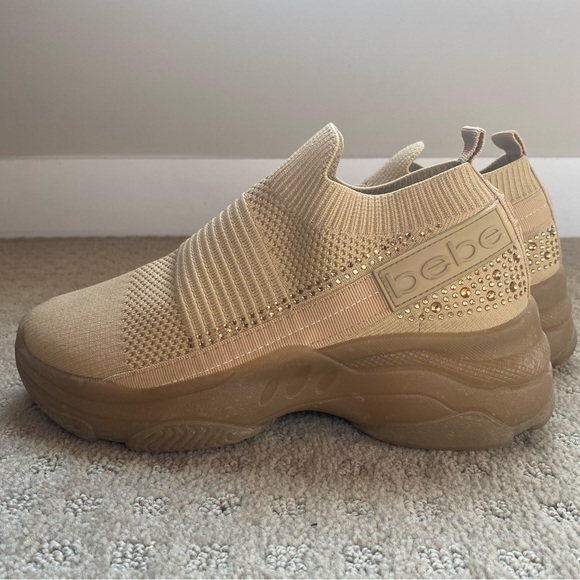 NWT Bebe beige chunky sneakers - Picture 3 of 5